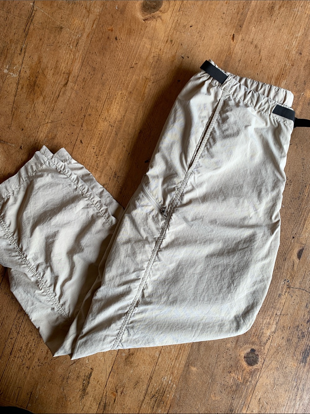 Patagonia Men's Tan Cargo Pants - Picture 10 of 16
